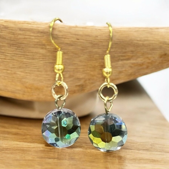 Mystic Crystal Fascet and Gold Earrings - Picture 4 of 4